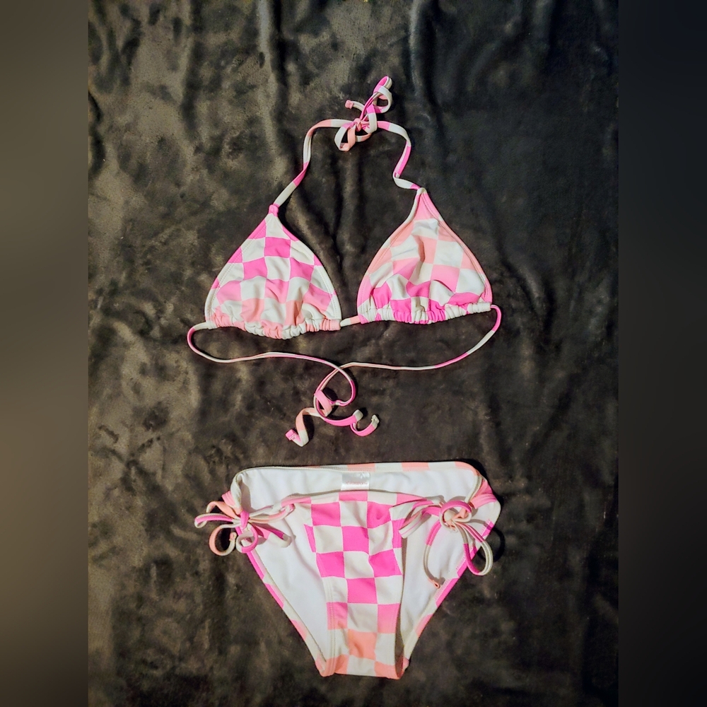 2-piece Bikini * Vibrant Pink and White Checkered Bikini * Adjustable Bikini